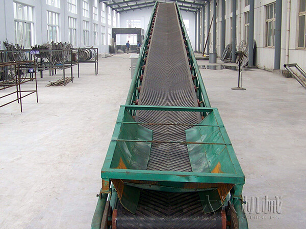 移動(dòng)皮帶輸送機(jī)
