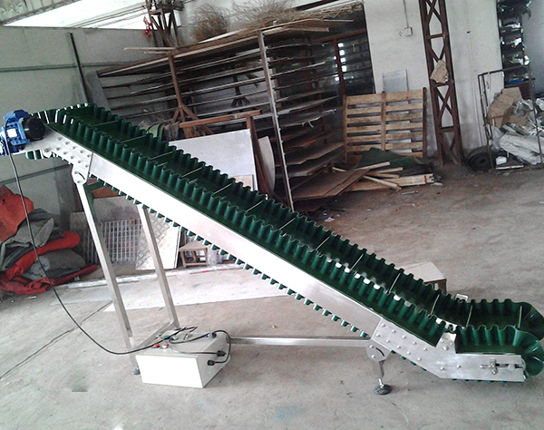 皮帶輸送機(jī)