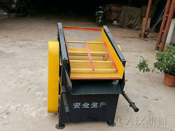 小型振動(dòng)篩沙機(jī)優(yōu)勢(shì)