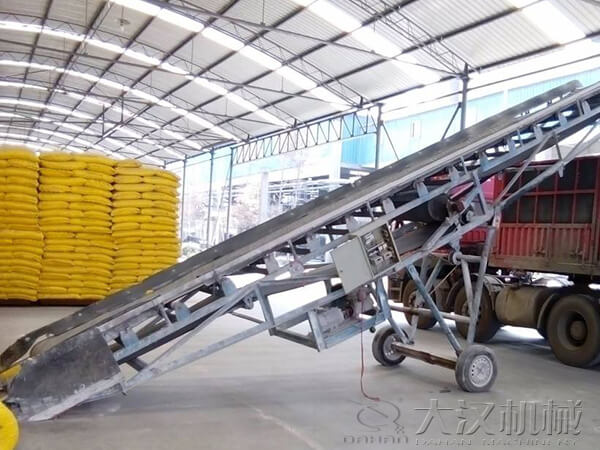 新鄉(xiāng)大漢小型皮帶輸送機