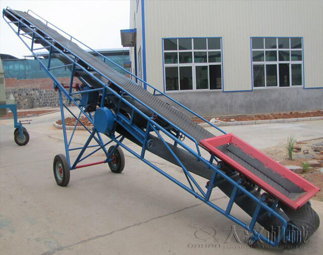 皮帶輸送機(jī)